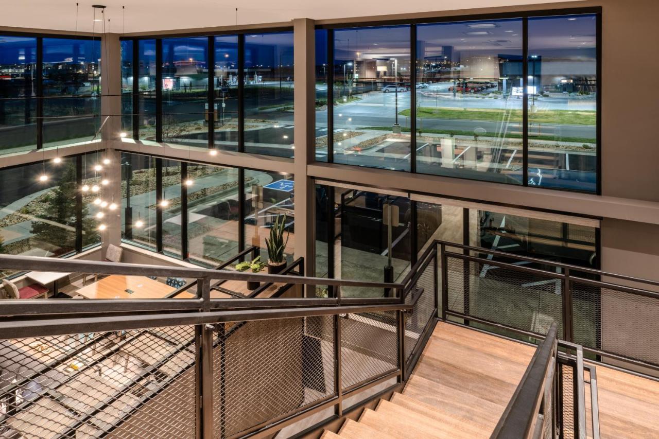 Atwell Suites - Denver Airport Tower Road By Ihg Extérieur photo